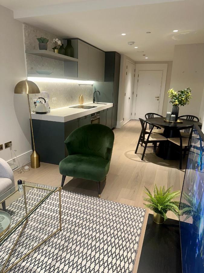 Godson Luxury One Bed Apartment Londra Esterno foto